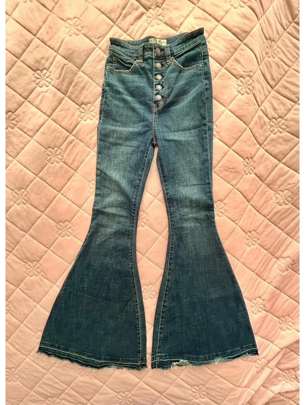 We The Free Irreplaceable Flare Jeans Sz 26/33